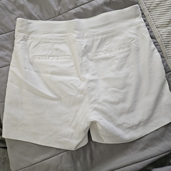 HDE Women's White Shorts Super Stretchy Size M - Picture 6 of 6